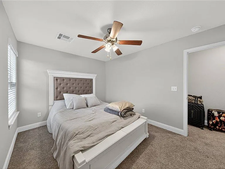 584 Quartz Way — Photo 22