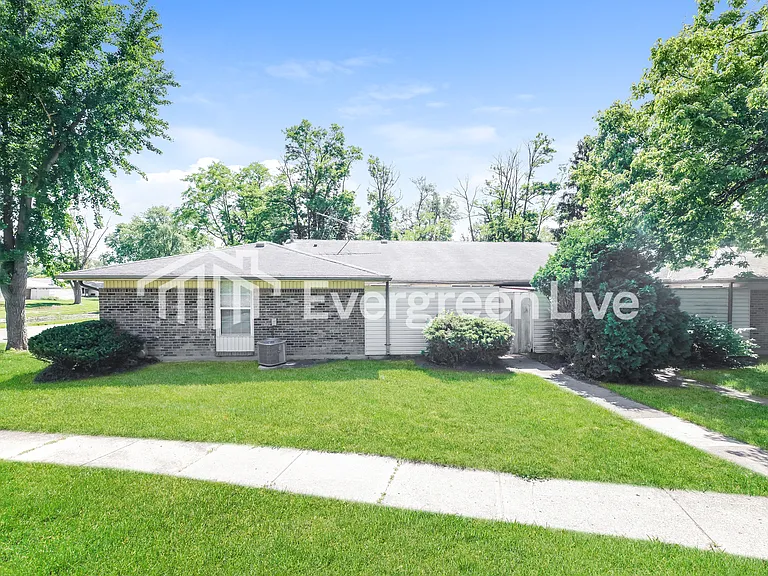 5722 Troy Villa Blvd — Photo 14