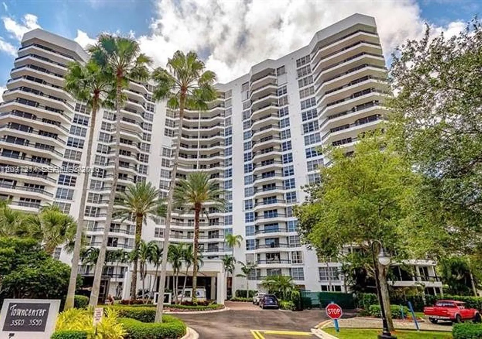 3500 Mystic Pointe Dr cu-2306, Aventura, FL 33180 — Photo 3