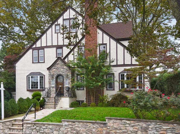 240-27 Maryland Road image 1 of 20