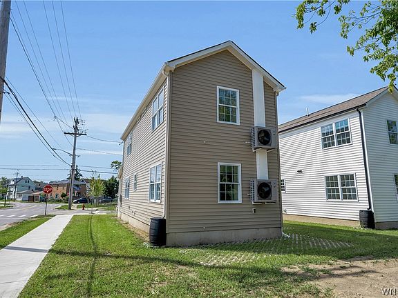 4th image of 766 E Amherst St