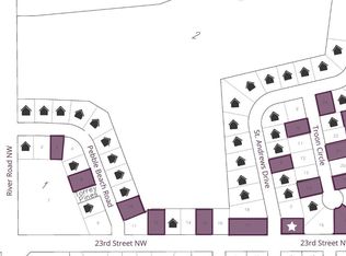 2308 Saint Andrews Dr NW, East Grand Forks, MN 56721