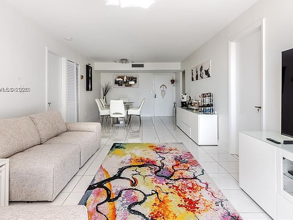 2nd image of 210 174th St APT 807