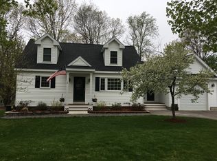 35 Kent Dr, Hudson, MA 01749