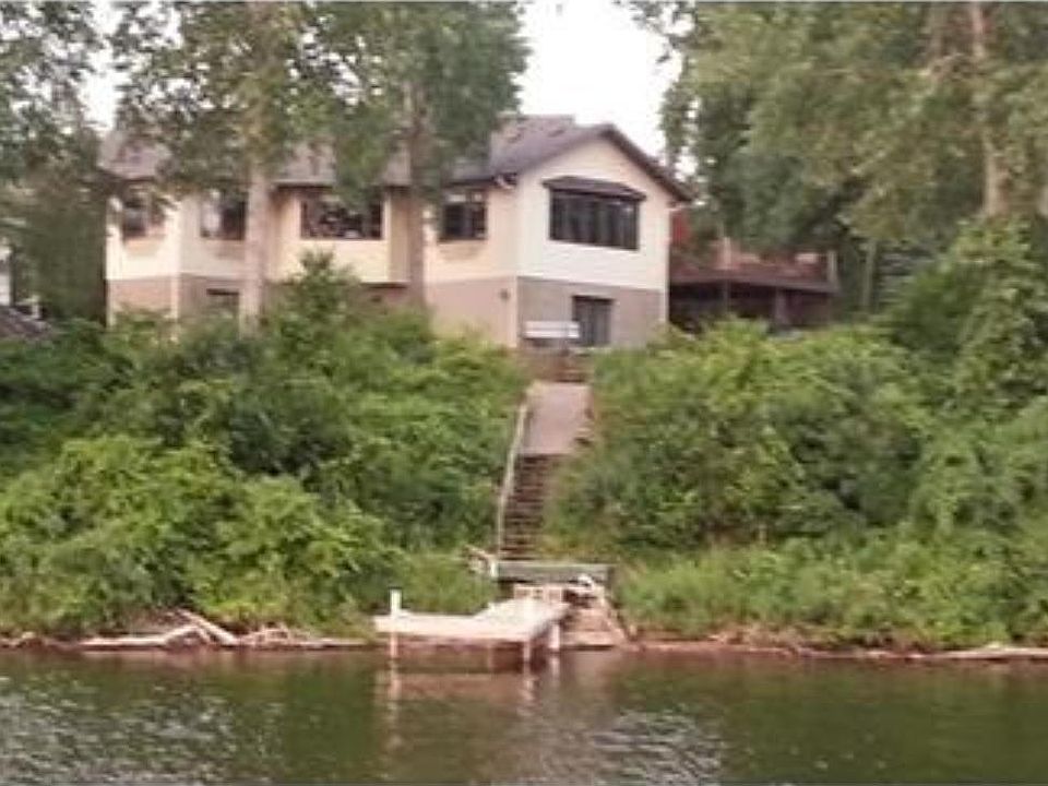 1st image of 22 13th St S