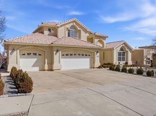 4613 Cactus Ave NW, Albuquerque, NM 87114