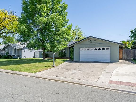 5th image of 2027 Wilder Dr