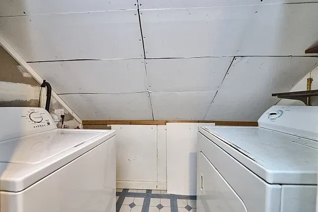 3 bed, 1400 sqft, $4,000 — Photo 1