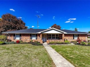 220 Lutheran Dr, Eaton, OH 45320