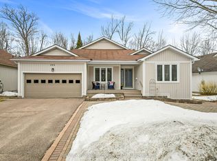 102 Pineridge Gate, Gravenhurst, ON P1P 1Z2
