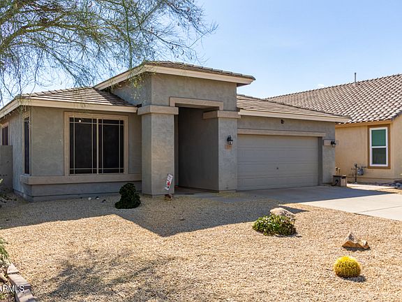 4th image of 239 E CANARY Court
