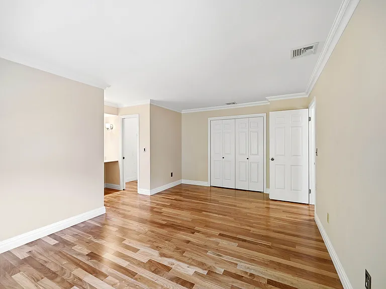 137A S Maple Ave #B — Photo 19