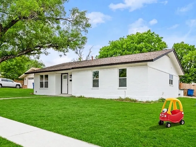 9006 Lodge Ct — Photo 15