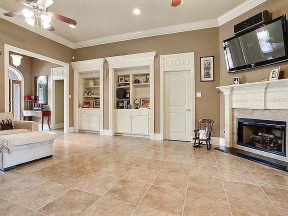 4th image of 309 Riverwood Dr