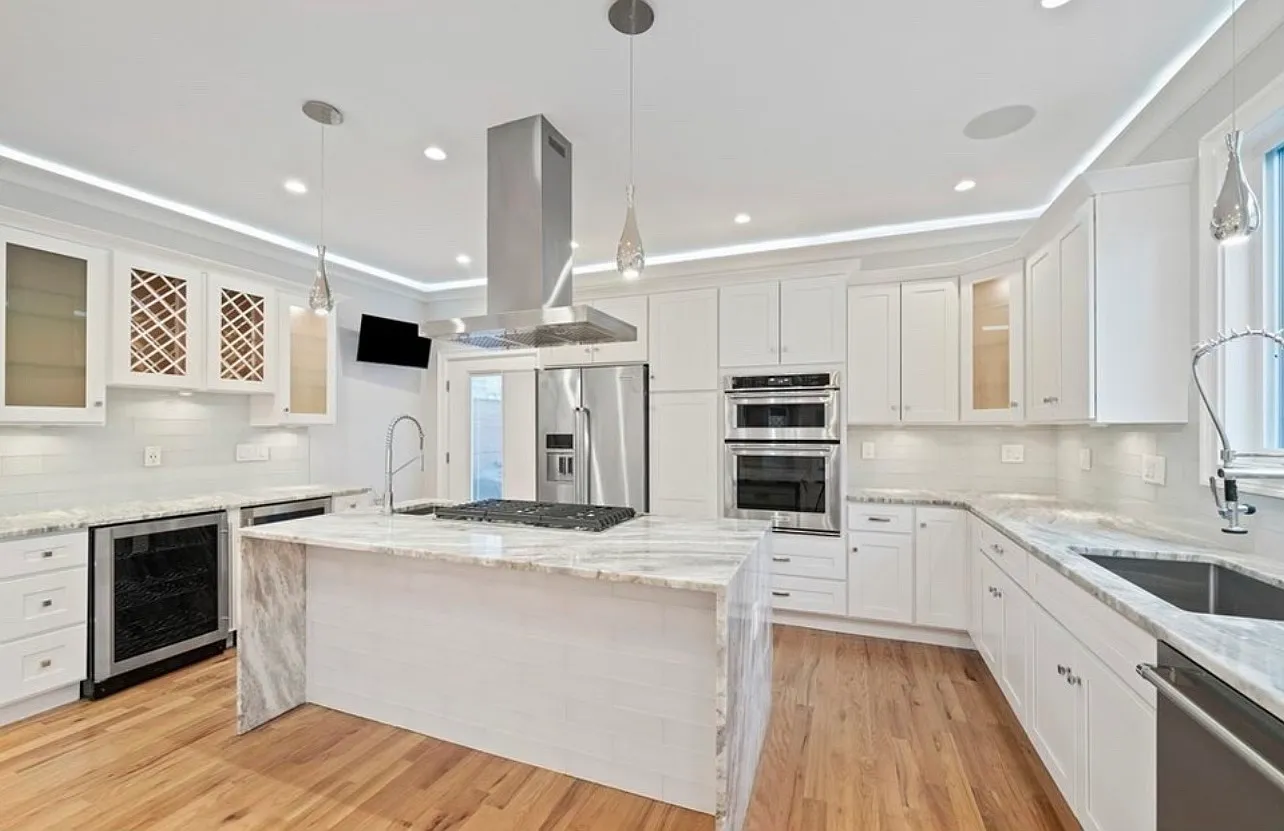 1 bed, 3000 sqft, $1,475 — Photo 3