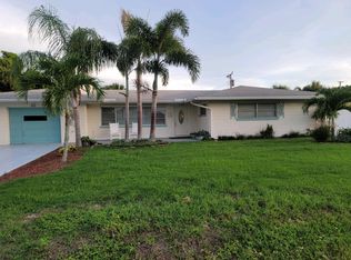 453 Spadaro Dr, Venice, FL 34285