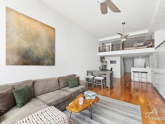 3rd image of 372 5th Ave APT 6J