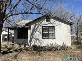 831 E 5th St, Roswell, NM 88201