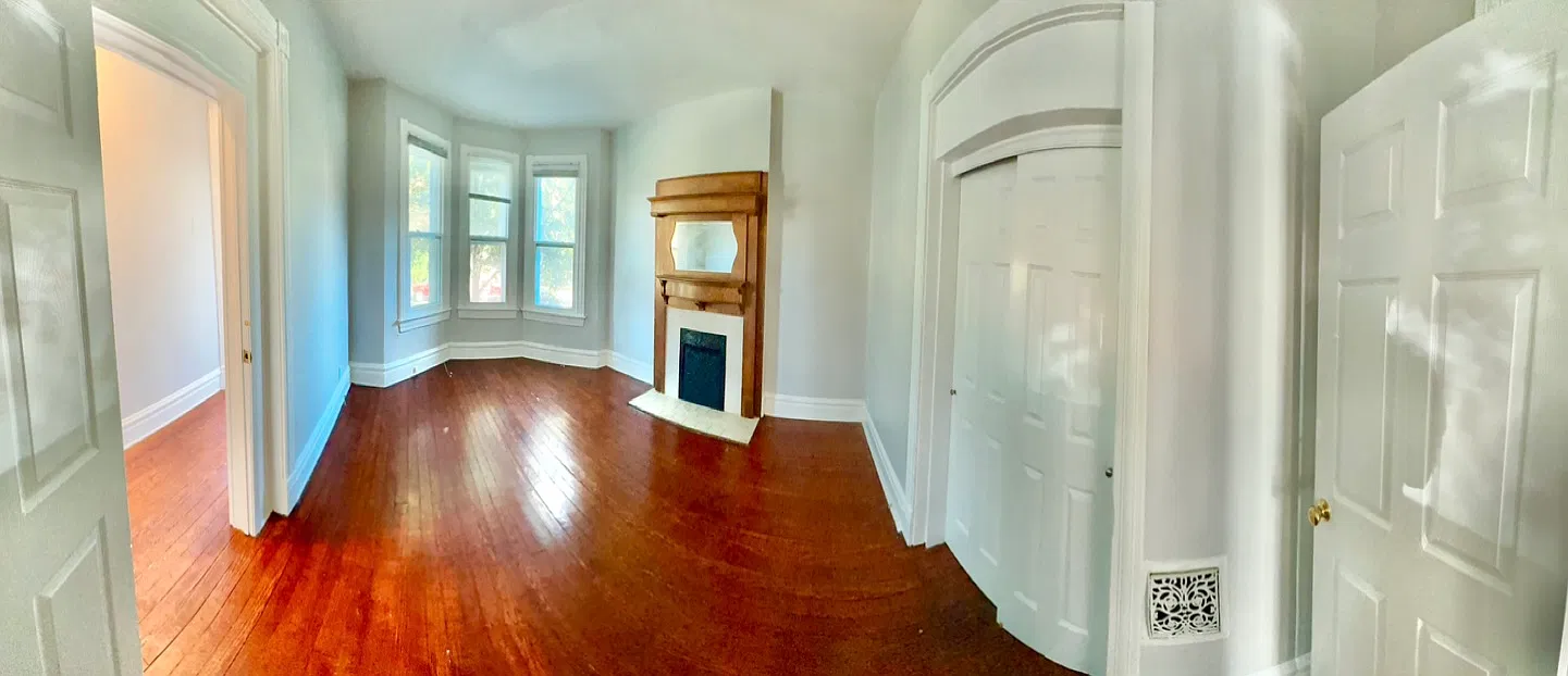 3 bed, 1350 sqft, $1,800 — Photo 4