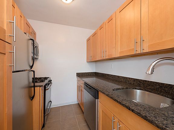 5th image of 60 W 142nd St APT 14M