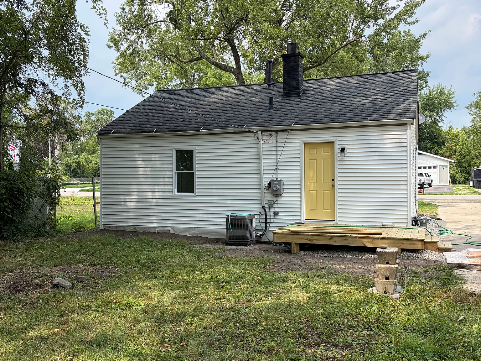 2 bed, 796 sqft, $1,600 — Photo 3