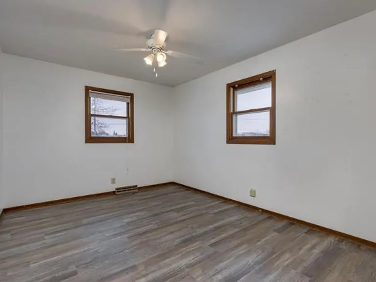 105 N Arch St — Photo 4