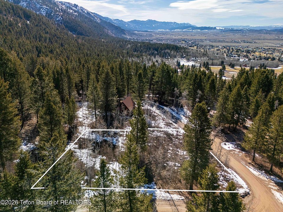 1st image of 67 Redwood Rd