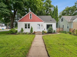 145 16th Ave N, Hopkins, MN 55343