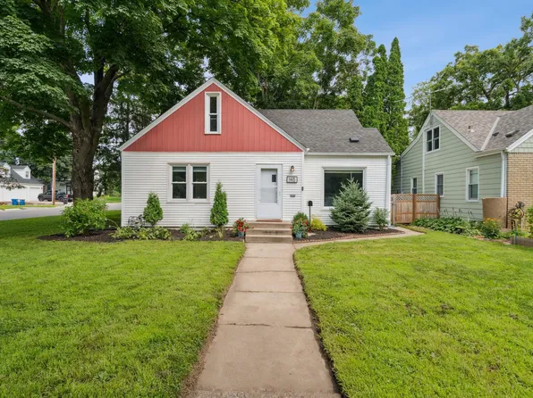 145 16th Ave N, Hopkins, MN 55343