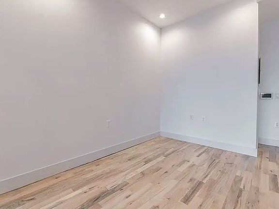 2nd image of 1255 Bedford Ave #4D