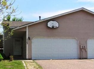 1743 Hallmark Ave N, Oakdale, MN 55128