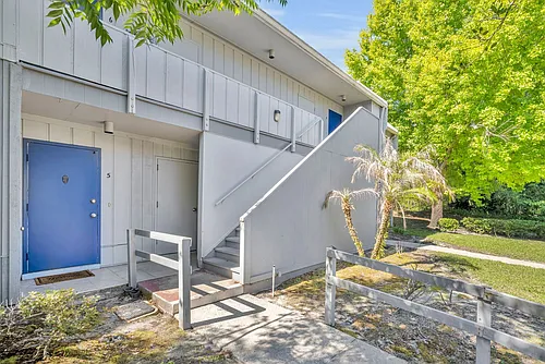 10 Sheoah Blvd #8 Photo 1