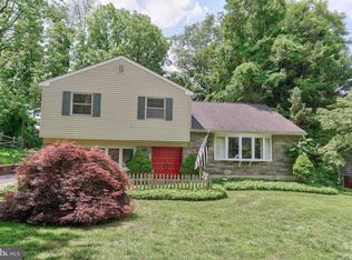 2523 Parke Ln, Broomall, PA 19008