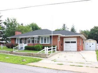 32 E Smiley Ave, Shelby, OH 44875