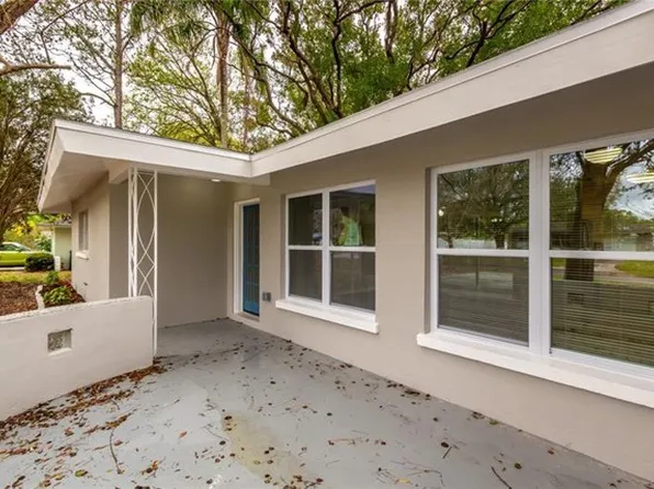 2632 Forest Pkwy N, Largo, FL 33771