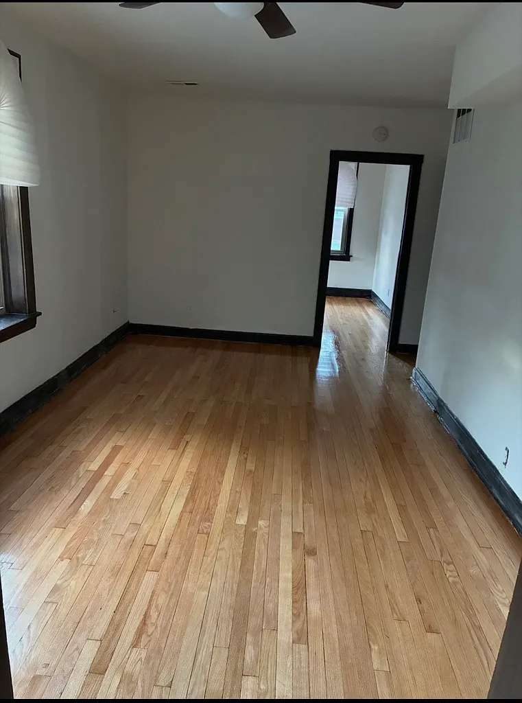 Charming 1-Bedroom Condo in Washington Heights, Chicago — Photo 2
