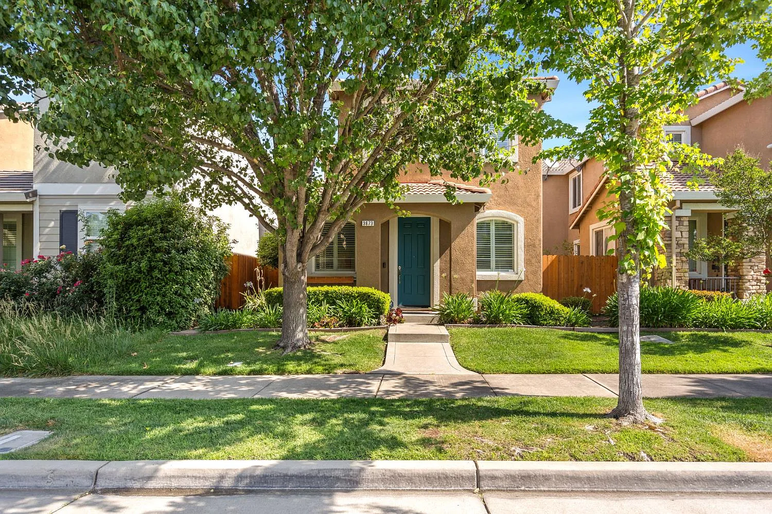 3673 Iskenderun Ave photo 1
