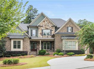 5212 Falkirk Dr, Dunwoody, GA 30338
