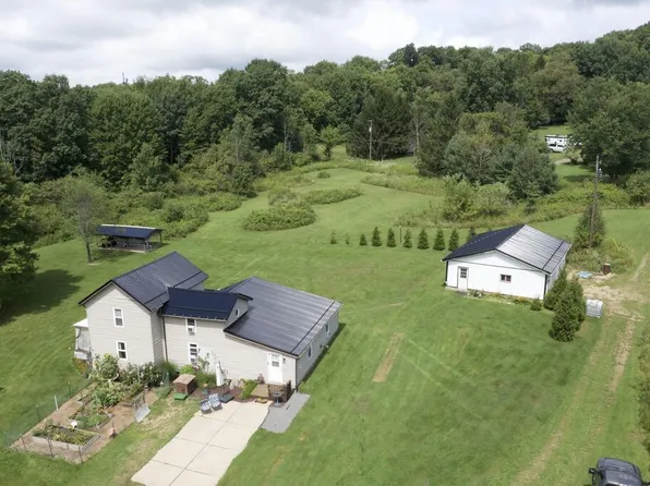 162 Infield Dr, Franklin, PA 16323