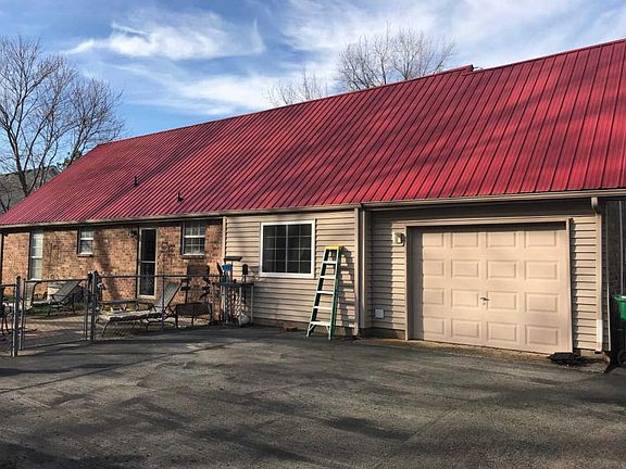 2nd image of 104 Orchard Valley Dr