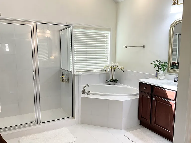 9461 Forest Crown Dr — Photo 18