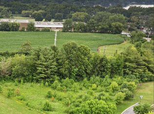 6873 Ellis Ave, Long Grove, IL 60047