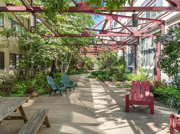 1 Fitchburg St APT C220, Somerville, MA 02143