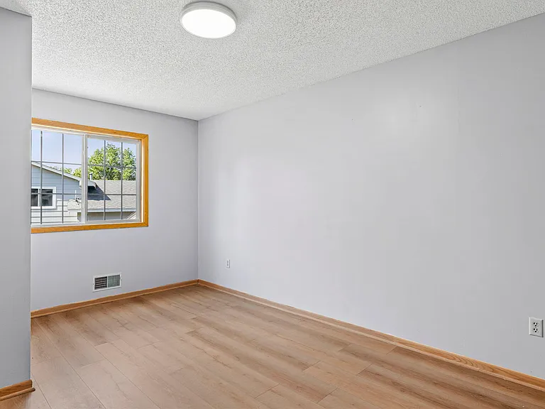 11874 Jonquil St NW — Photo 18