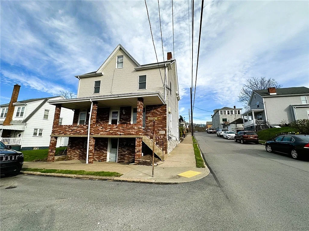 2 bed, 1064 sqft, $1,100 — Photo 1
