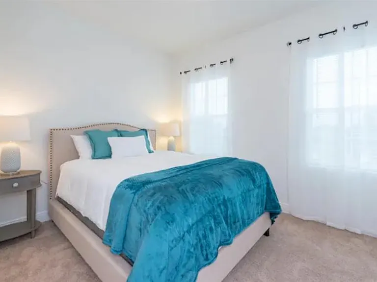 470 Lake Shore Pkwy — Photo 20