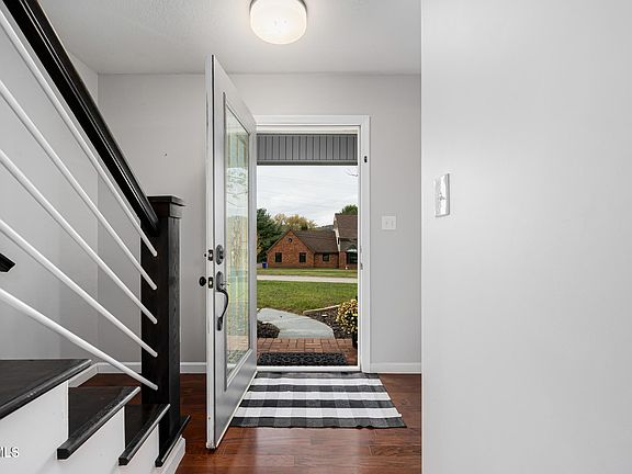 5th image of 1106 Forest Dr
