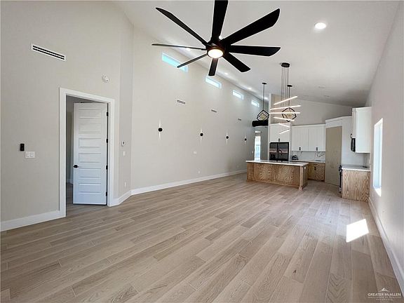 5th image of 2705 Garman St