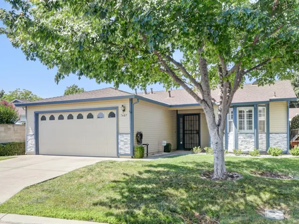 7407 Sunborough Ln, Sacramento, CA 95828