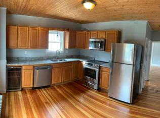 16 Taft St #2, Uxbridge, MA 01569